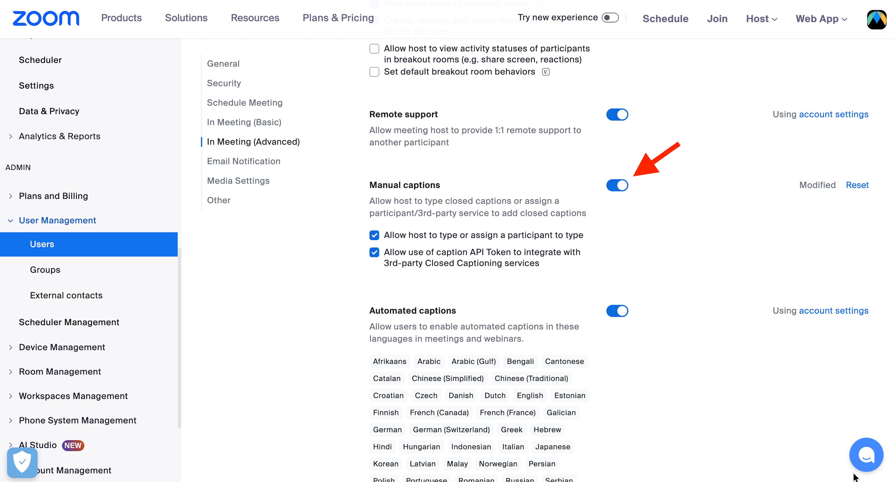 Zoom settings with Manual captions on and the caption token option allowed.